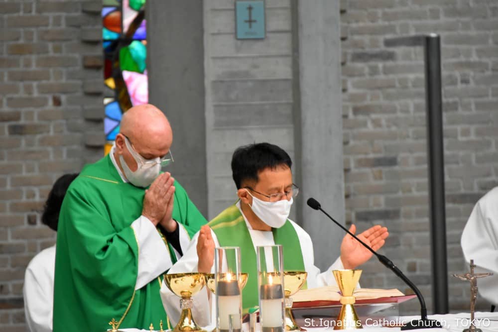 年間第16主日ミサ　幼児洗礼式　司式のオチョア神父と柴田神父の祈り　カトリック麹町 聖イグナチオ教会