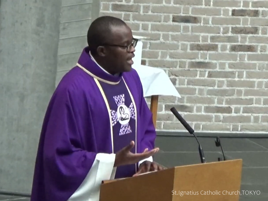 3/22(日)10:00- 四旬節第5主日 お説教台のムカディ神父