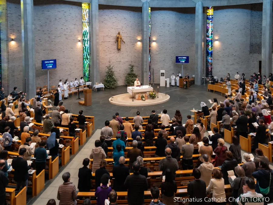 1/4(日)10:00- 主の公現の祭日　10時ミサ主聖堂