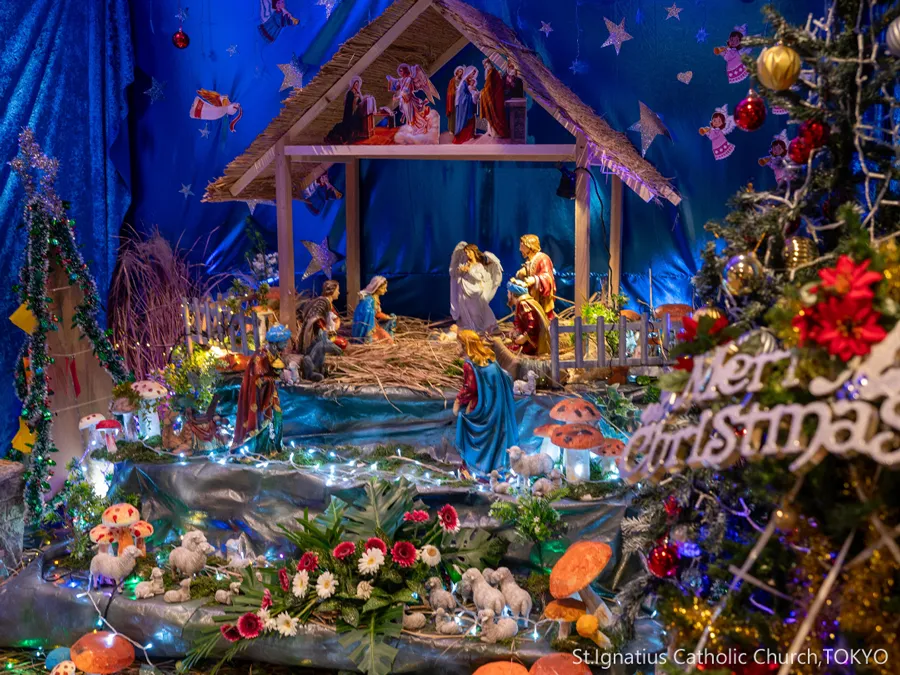 テレジアホール前の馬小屋