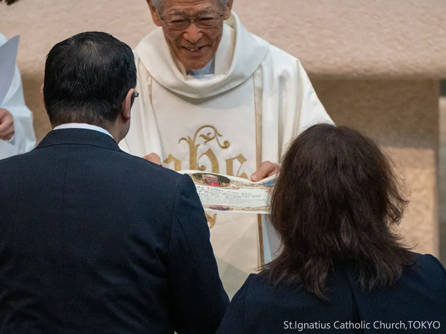 11/16(日)10:00- 年間第33主日 金婚・銀婚を迎えられたご夫妻に証書授与